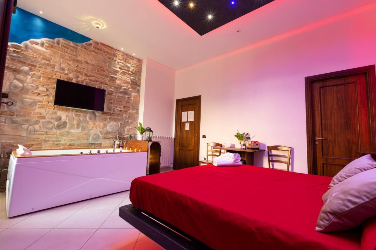 Pompei Luxury Rooms Luaran gambar